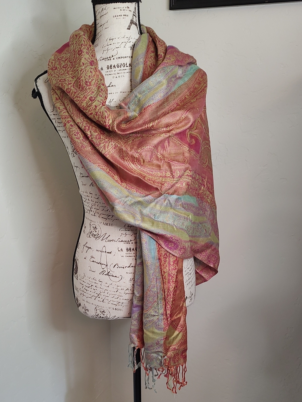 NWT Scarf/Wrap Collection Eighteen Extra Long Ultra Soft Fringe Detail Boho-glam